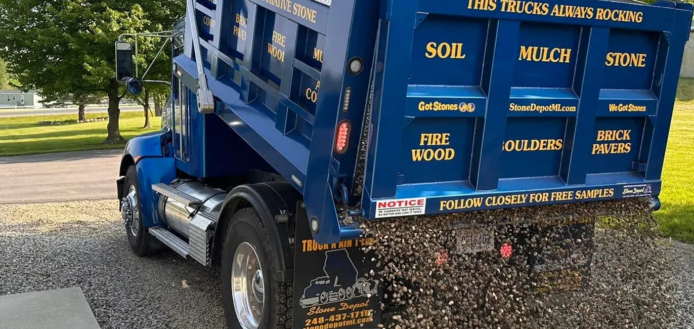 Cover Dumptruck