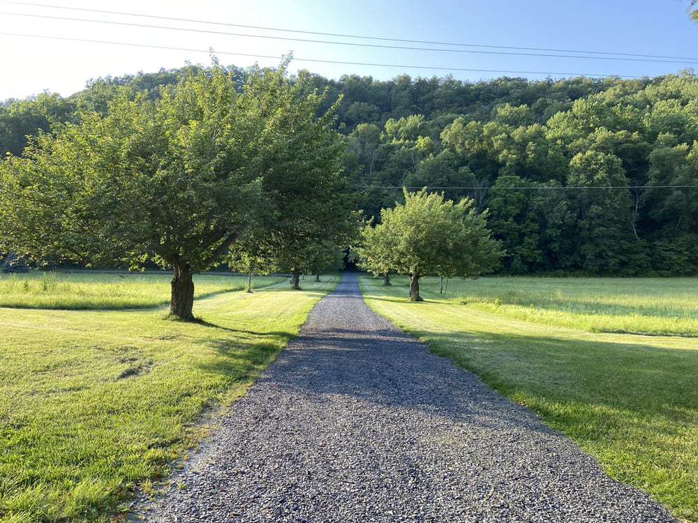 different gravel sizes in a gravel driveway